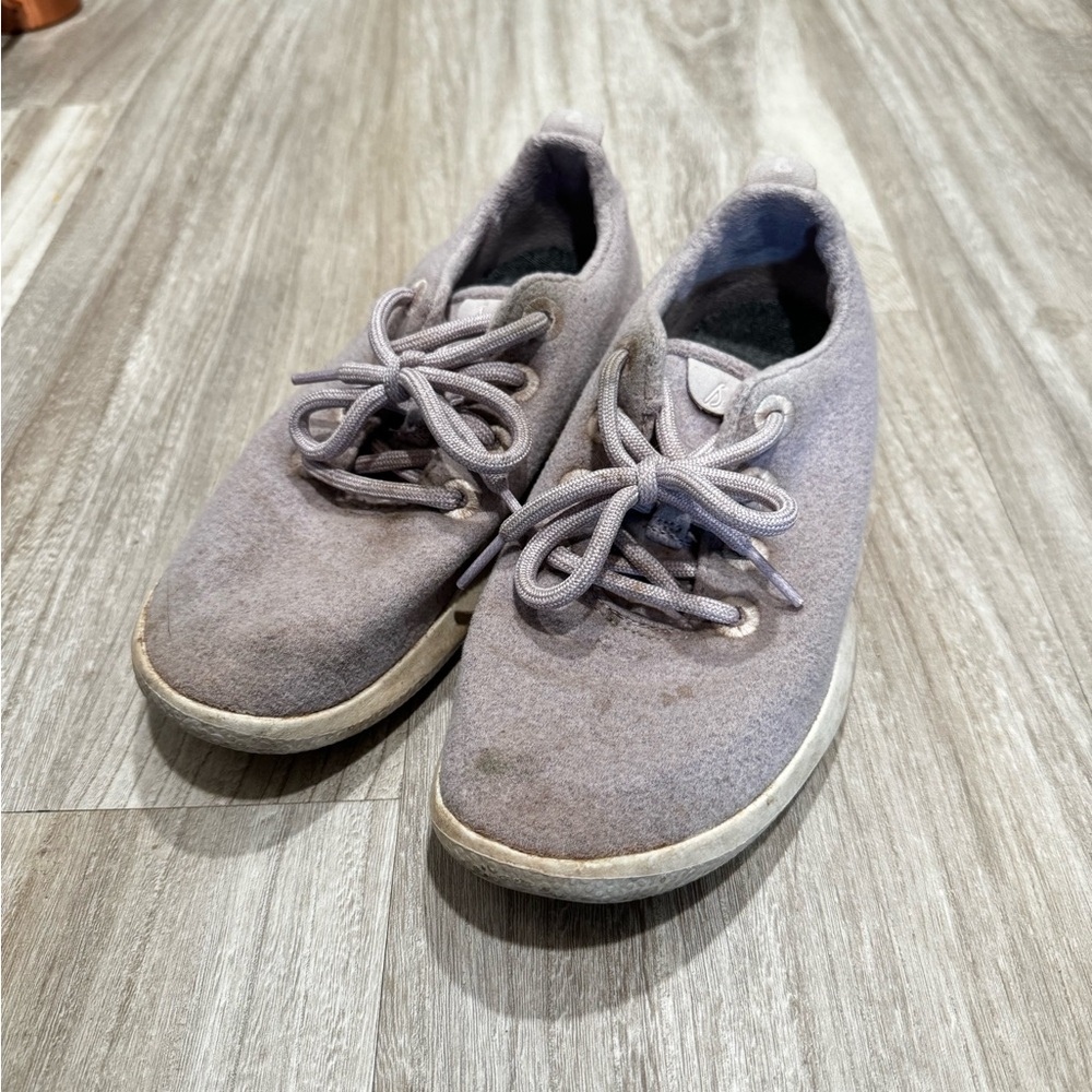 Women’s Allbird shoes